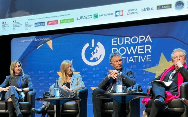 Ubarretxena ha intervenido en la mesa redonda Regiones, ciudades y autoridades locales. Multiplicar el poder de Europa a través de sus territorios, celebrada en el Palacio de la Música y de Congresos de Estrasburgo.
