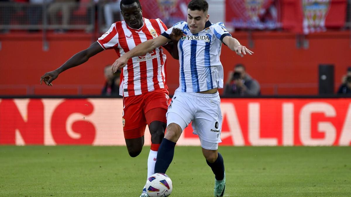 Almería-Real Sociedad: las mejores jugadas. / CARLOS BARBA / EFE