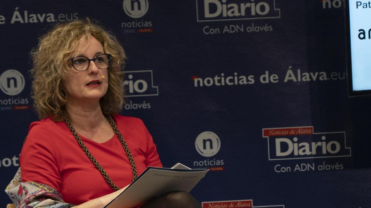 Cristina González, diputada de Turismo.