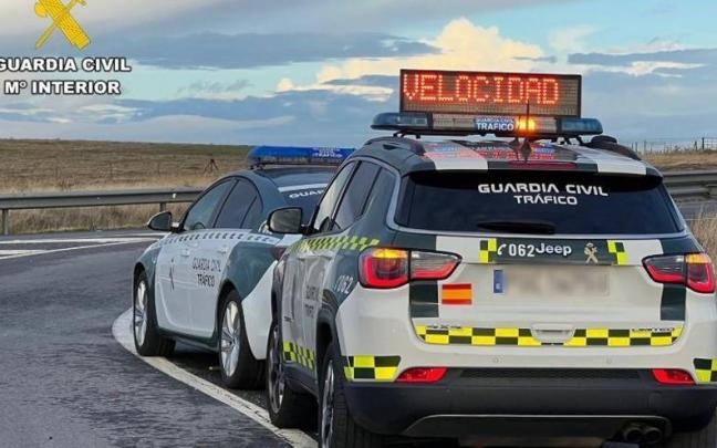 Vehículos de la Guardia Civil de tráfico Vehículos de la Guardia Civil de tráfico