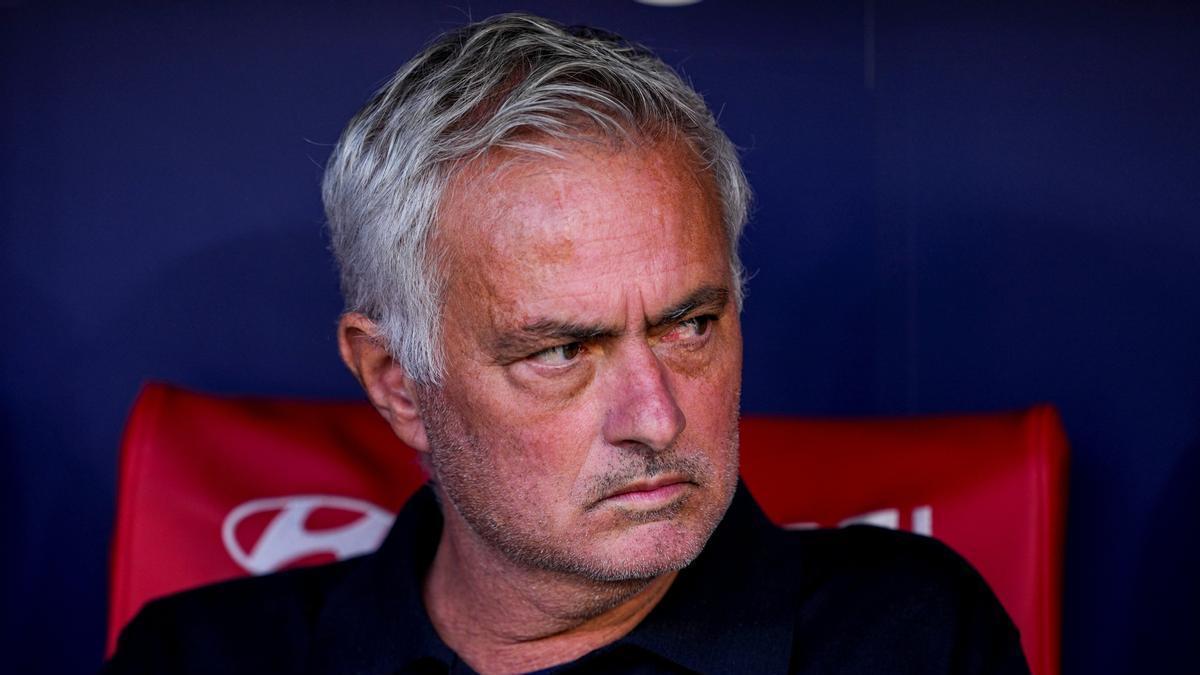 Una imagen de Mourinho en el banquillo del Metropolitano.