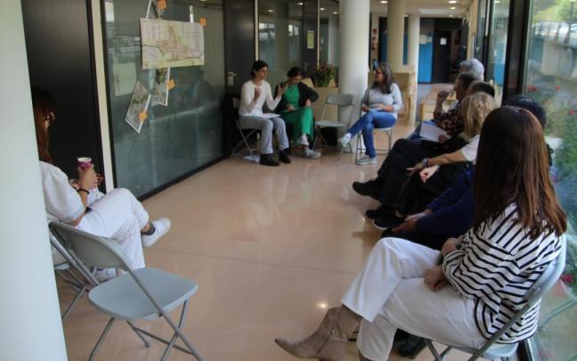Una de las sesiones celebradas para definir un modelo de cuidados de larga duración en Lazkao.