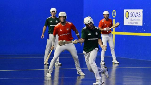 En imágenes: La final de la Summer League de pala en Sopela.