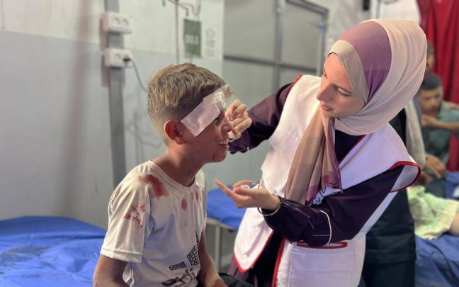 Un niño es atendido tras un ataque israelí