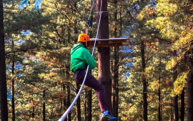 Esta formación abre puertas a salidas profesionales relacionadas con el turismo activo / Mendexa Abentura Park Esta formación abre puertas a salidas profesionales relacionadas con el turismo activo