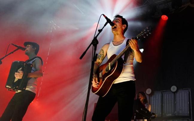 Actuación de La M.O.D.A.