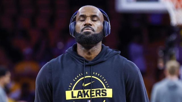 LeBron James durante el partido de playoff frente a los Oklahoma City Thunder.