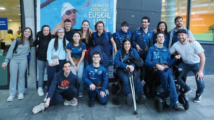 Azpeitia sirvió de punto de encuentro a nadadoras y nadadores guipuzcoanos, vizcaínos, alaveses, navarros y riojanos