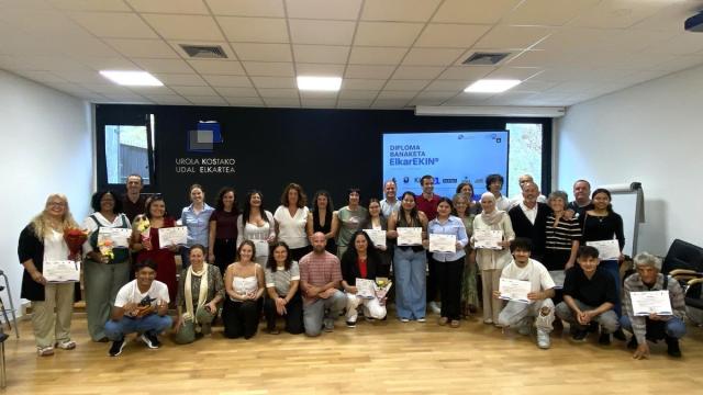 Participantes del programa ElkarEKIN de Urola Kosta.