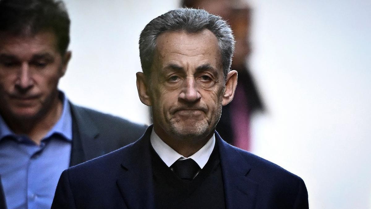 El expresidente Nicolas Sarkozy se dirige a prisión.