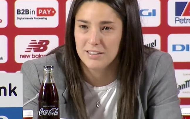 Nekane Díez se despide del Athletic en la sala de prensa de San Mamés