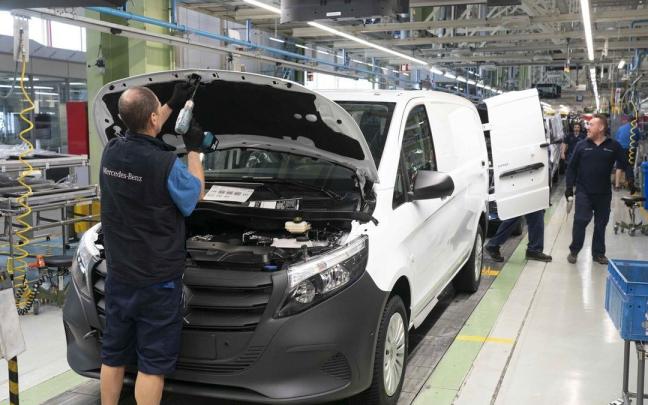 Presentación de la fábrica del futuro de Mercedes-Benz Vitoria
