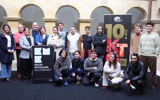 'Katapulta Tour Gipuzkoa' programak zortzi musika proiektu eta arte eszenikoetako bi hautatu ditu.