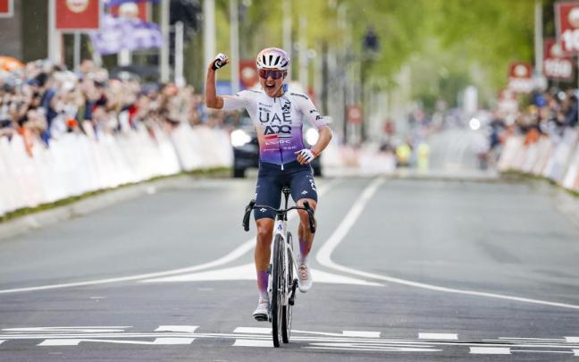 Paula Blasi, vencedora de la Amstel Gold Race femenina.