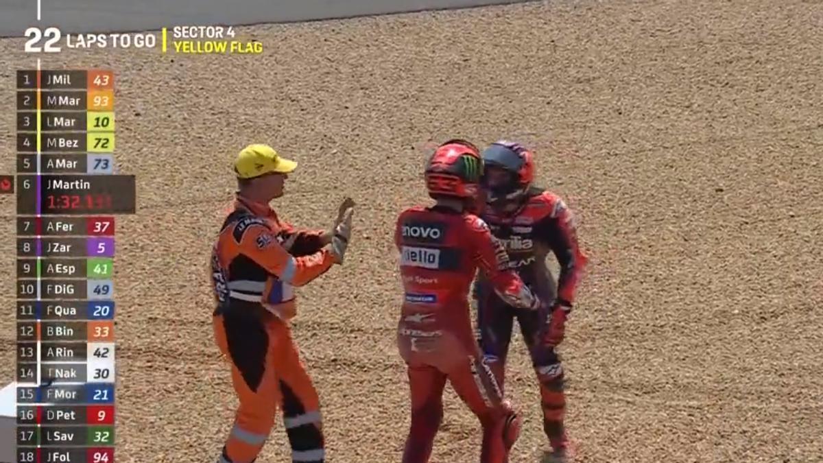 Maverick y Bagnaia se encaran en Le Mans.