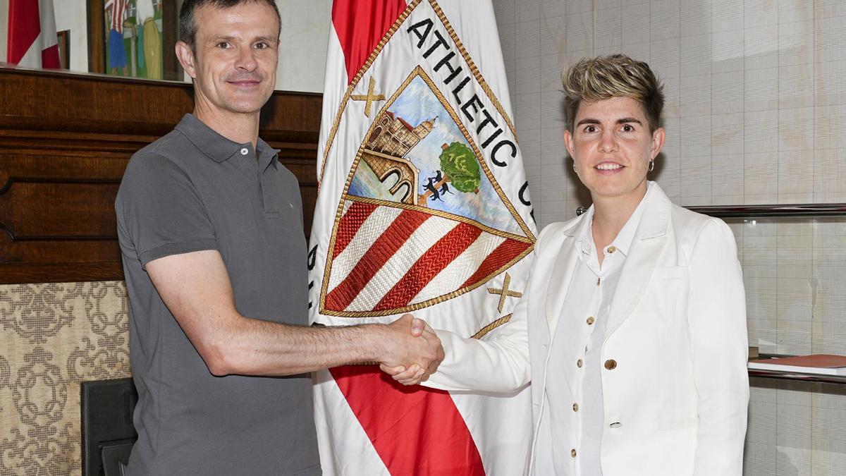 Jon Uriarte y Garazi Murua, en el Palacio de Ibaigane