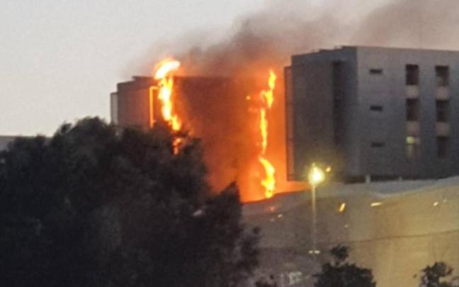 Incendio en el hospital Santa Lucía de Cartagena.
