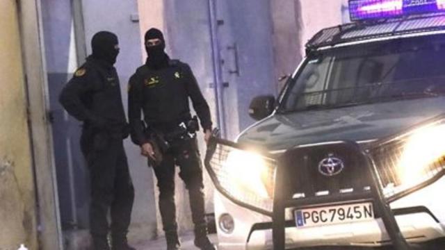 Operativo de la Guardia Civil desplegado este jueves en La Almadraba.