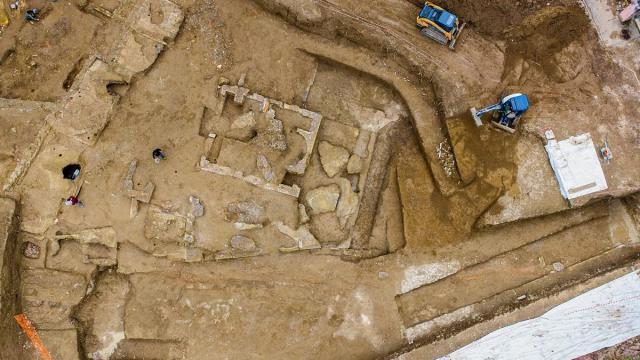 Descubren una de las mayores necrópolis de la antigua Roma durante unas obras