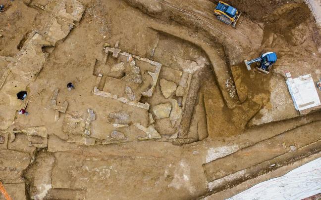 Descubren una de las mayores necrópolis de la antigua Roma durante unas obras