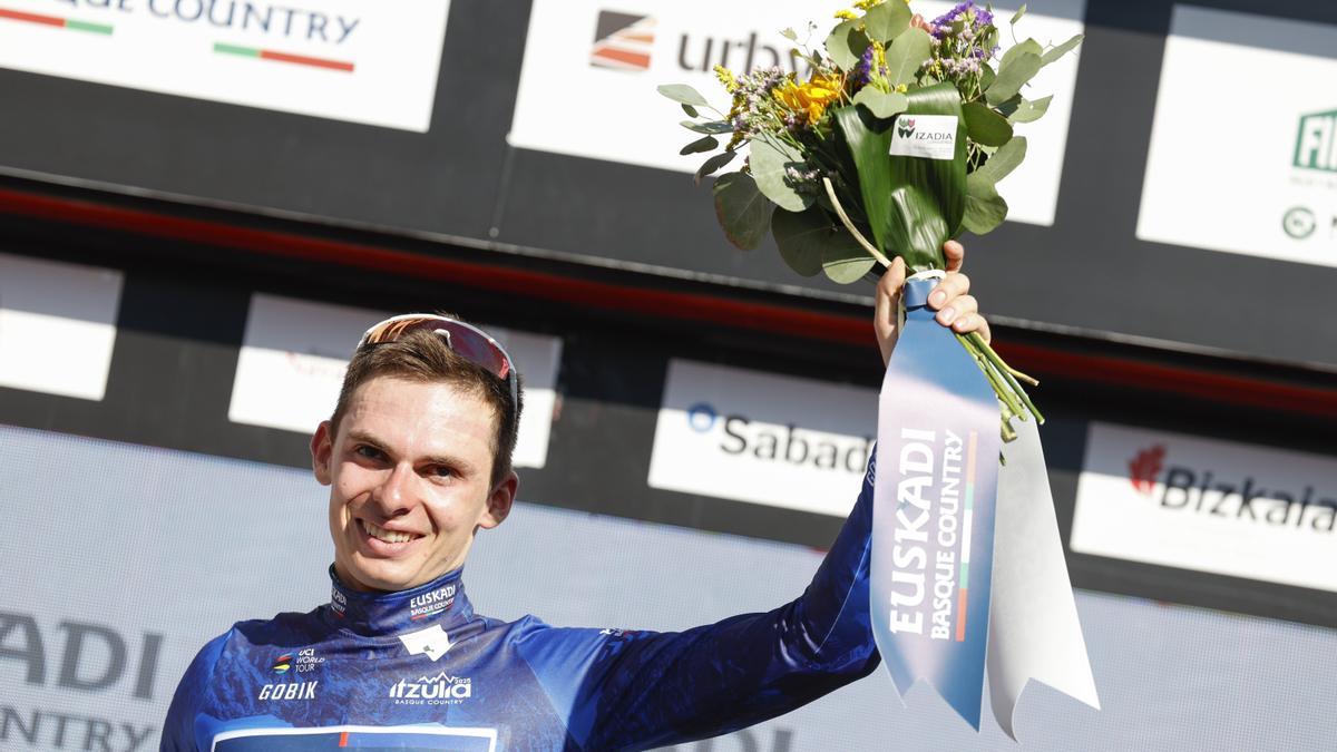 El francés Romain Grégoire, proclamado vencedor, que luego no fue.