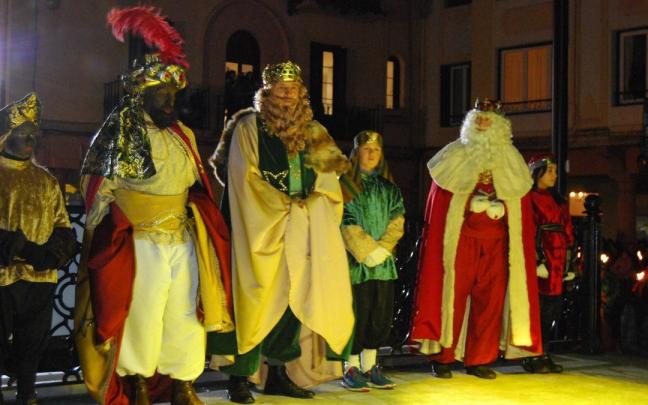 Baltasar, Gaspar y Melchor llegan a la villa zarauztarra en un año anterior.