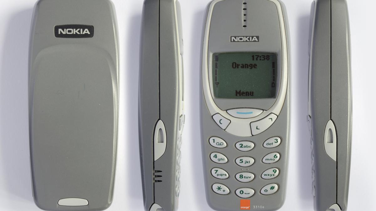 Los Nokia 3310 siguen siendo uno de los teléfonos móviles de más éxito de público.