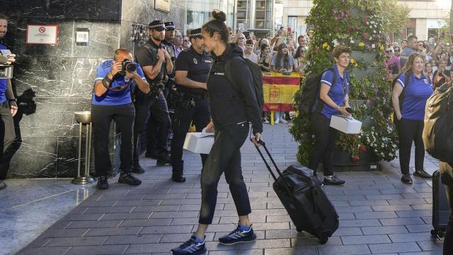 La entrenadora de la selección española de fútbol, Montse Tomé, a su llegada a Córdoba, donde se disputará el partido contra Suiza. La entrenadora de la selección española de fútbol, Montse Tomé, a su llegada a Córdoba, donde se disputará el partido contra Suiza.