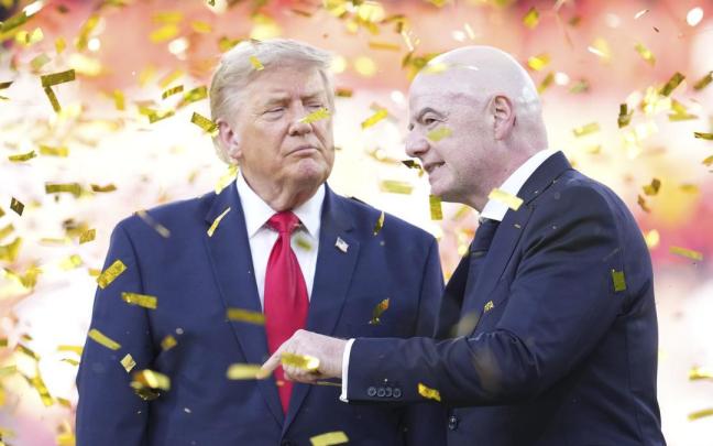 Donald Trump y Gianni Infantino, durante la celebración tras la final de la pasada Copa del Mundo.