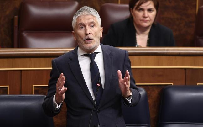 El ministro del Interior, Fernando Grande-Marlaska, durante una sesión de control al Gobierno.