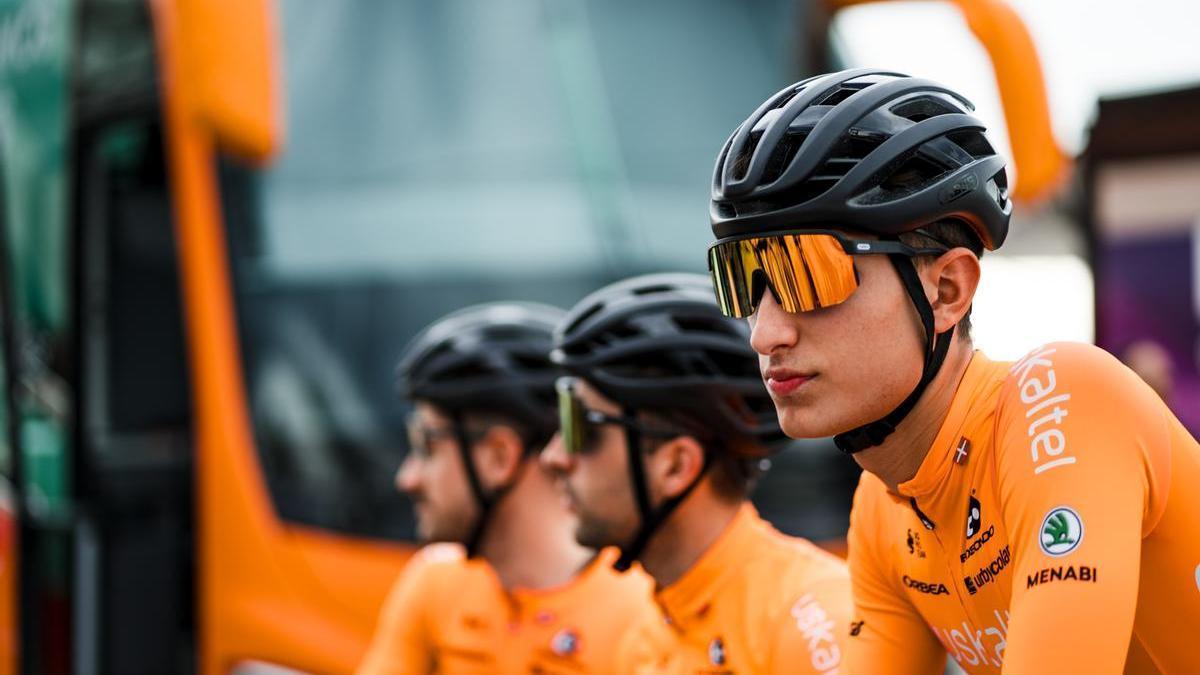 Integrantes del Euskaltel-Euskadi durante la concentración en pretemporada.