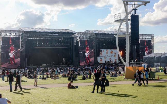 En Madrid, el Primavera Sound canceló algunos conciertos en la Ciudad del Rock, el recinto principal del festival, por motivos de seguridad. En Madrid, el Primavera Sound canceló algunos conciertos en la Ciudad del Rock, el recinto principal del festival, por motivos de seguridad.