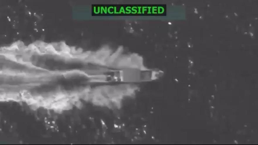 Captura de pantalla de un video publicado en la cuenta oficial de la red social X @SecWar del secretario del Departamento de Defensa estadounidense, Pete Hegseth