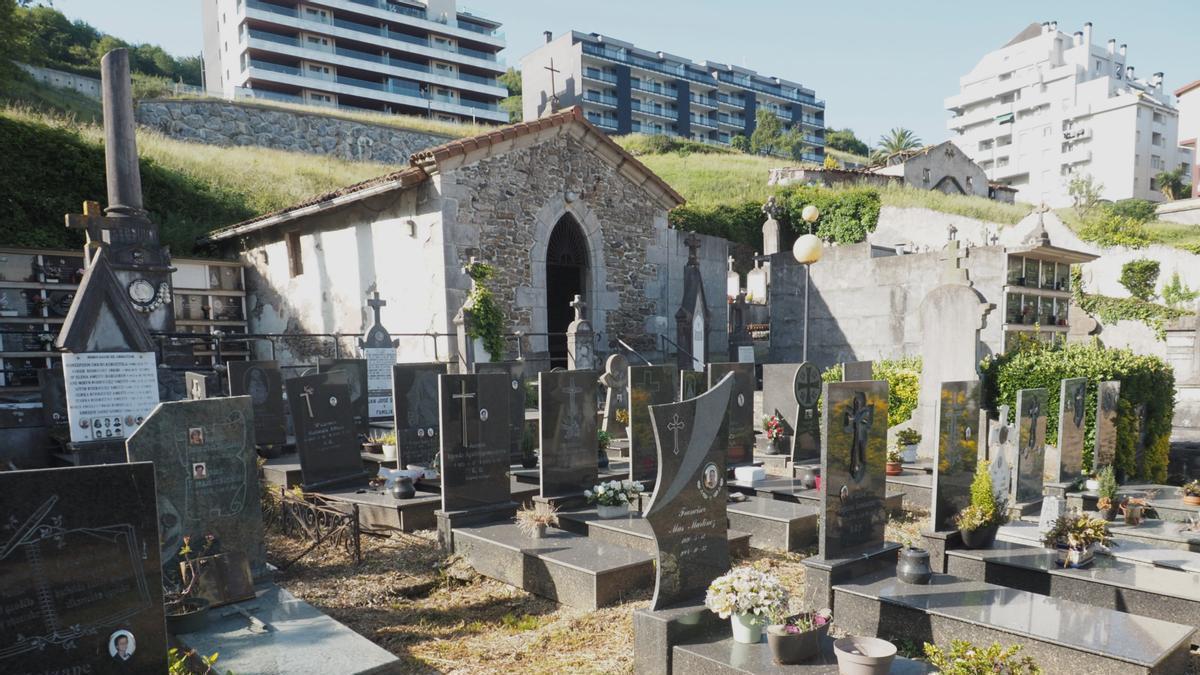 El cementerio Artzabal va a ser vaciado a partir del 1 de junio, camino de convertirse en un futuro parque, según contempla el desarrollo urbanístico de la zona.