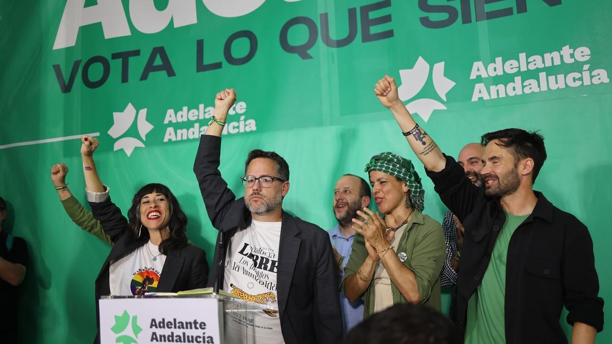 El candidato de Adelante Andalucía a la Presidencia de la Junta, José Ignacio García, celebra los resultados electorales. A 17 de mayo de 2026 en Jerez de la Frontera, Cádiz.