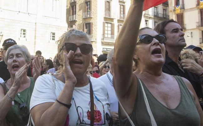 Manifestantes antiindependentistas han impedido recordar a las víctimas del terremoto de Marruecos.