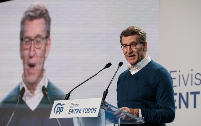 Alberto Núñez Fejóo acudió este domingo a Ibiza a reivindicar la “política seria” justo cuando acaban de imputar al presidente del Consell, del PP.