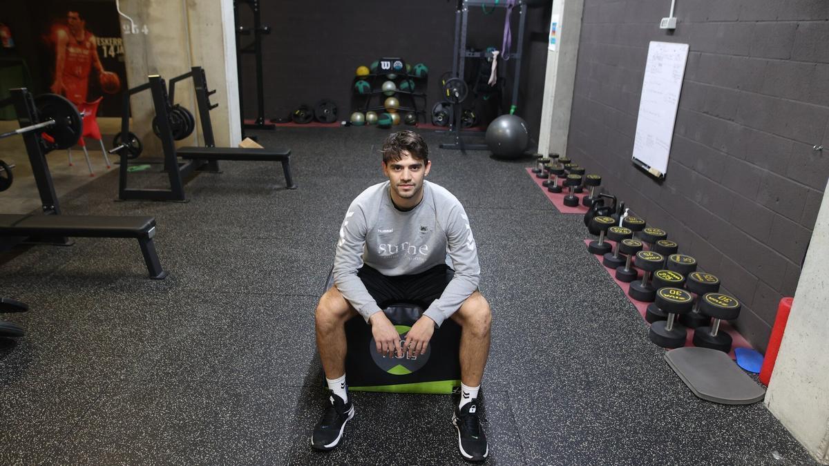 Tomeu Rigo, en el gimnasio en el que ha llevado a cabo gran parte de su recuperación.