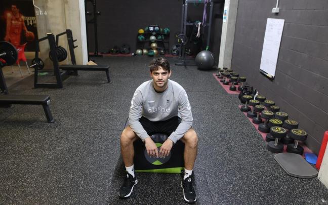Tomeu Rigo, en el gimnasio en el que ha llevado a cabo gran parte de su recuperación.
