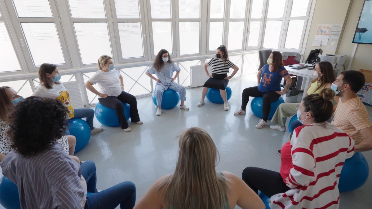 El programa piloto cuenta con 143 matronas de los centros de salud de Atención Primaria