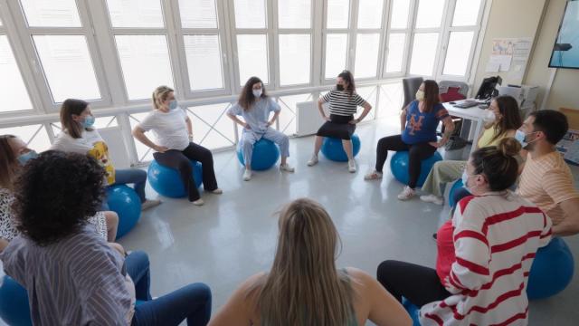 El programa piloto cuenta con 143 matronas de los centros de salud de Atención Primaria