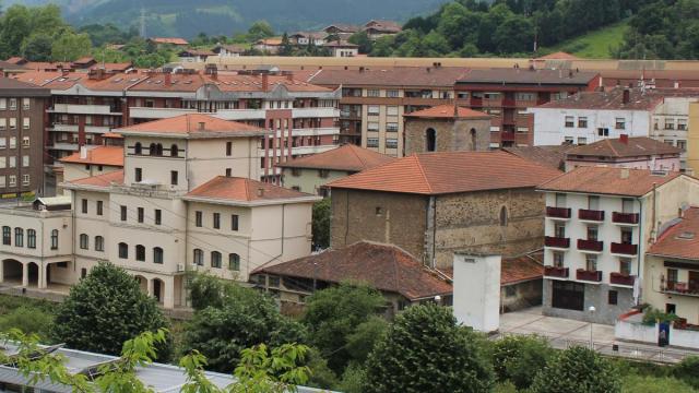 Ugao ofrece a los jóvenes información sobre vivienda y emancipación