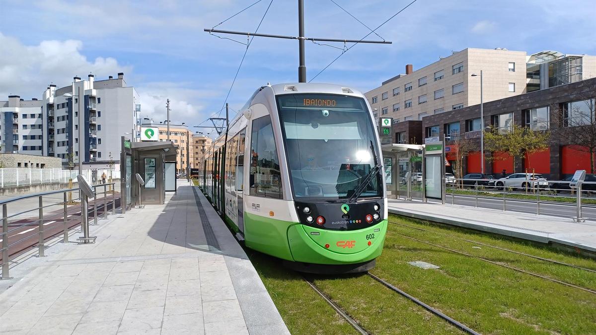 ETSk udan hasiko ditu Gasteizko tranbia Zabalganara luzatuko duten lehen tarteko lanak.