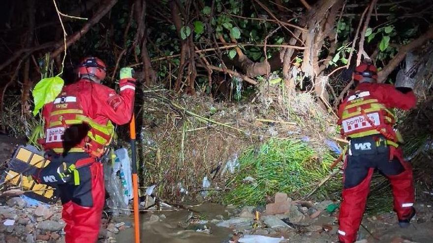 Búsqueda de la persona arrastrada por la riera en Cabrera de Mar (Barcelona).