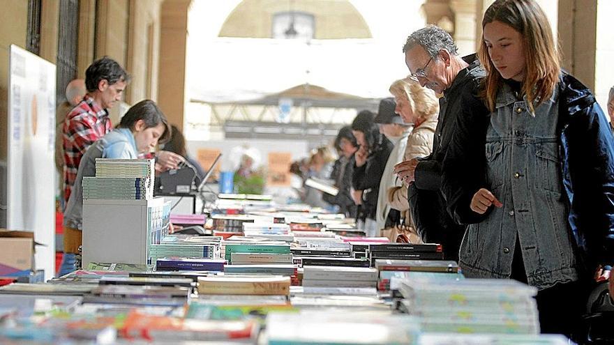 Los libros en euskera recaudaron 37,5 millones de euros, mientras que los editados en castellano recaudaron 28,3 millones.