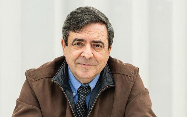 Agustín Azkarate Garai Olaun es Catedrático emérito del área de Arqueología en la EHU.