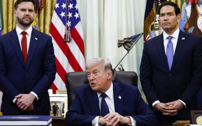 Trump, junto a JD Vance y Marco Rubio.