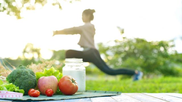El efecto rebote se refiere a la recuperación del peso perdido después de una dieta, especialmente si es restrictiva o rápida. / Freepik El efecto rebote se refiere a la recuperación del peso perdido después de una dieta, especialmente si es restrictiva o rápida.