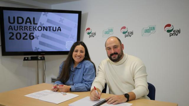 Los ediles Idoia Mikelez e Imanol Goenaga
