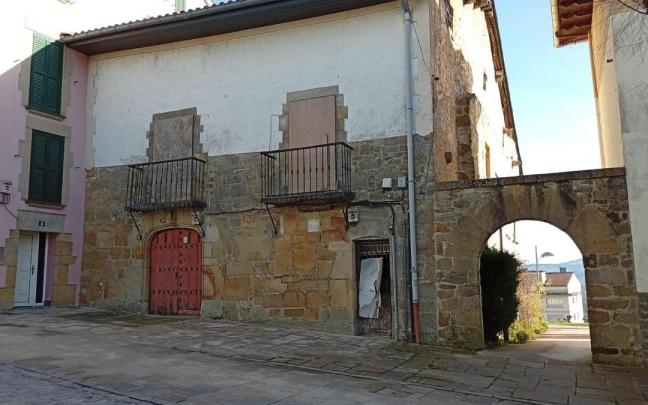 El PNV considera prioritaria la compra del edificio de la calle San Roke para ubicar en él un centro de día